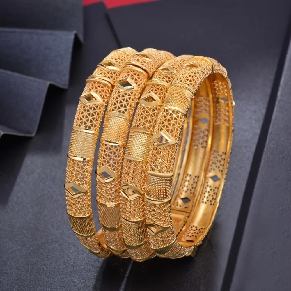 24K Gold-Plated Luxury Cuff Bangle - A Fusion of Urban Fashion